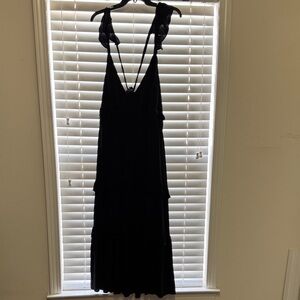 ARULA Black Backless Dress